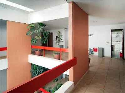 *** Apartahotel Suites Futura Guadalajara México