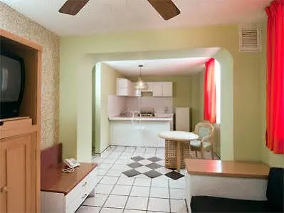 Aparthotel Suites Futura Guadalajara